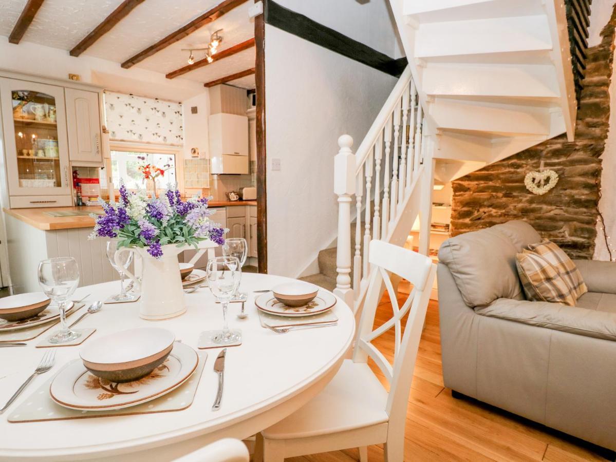 Dalesway Cottage วินเดอร์เมียร์ ภายนอก รูปภาพ